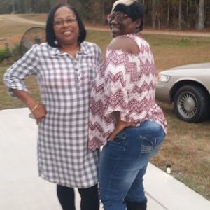 Meet your Posher, Elaine